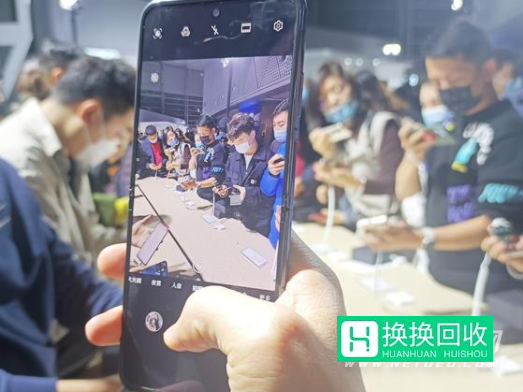 华为P50Pocket最大的缺点是什么(华为p50值不值得买)